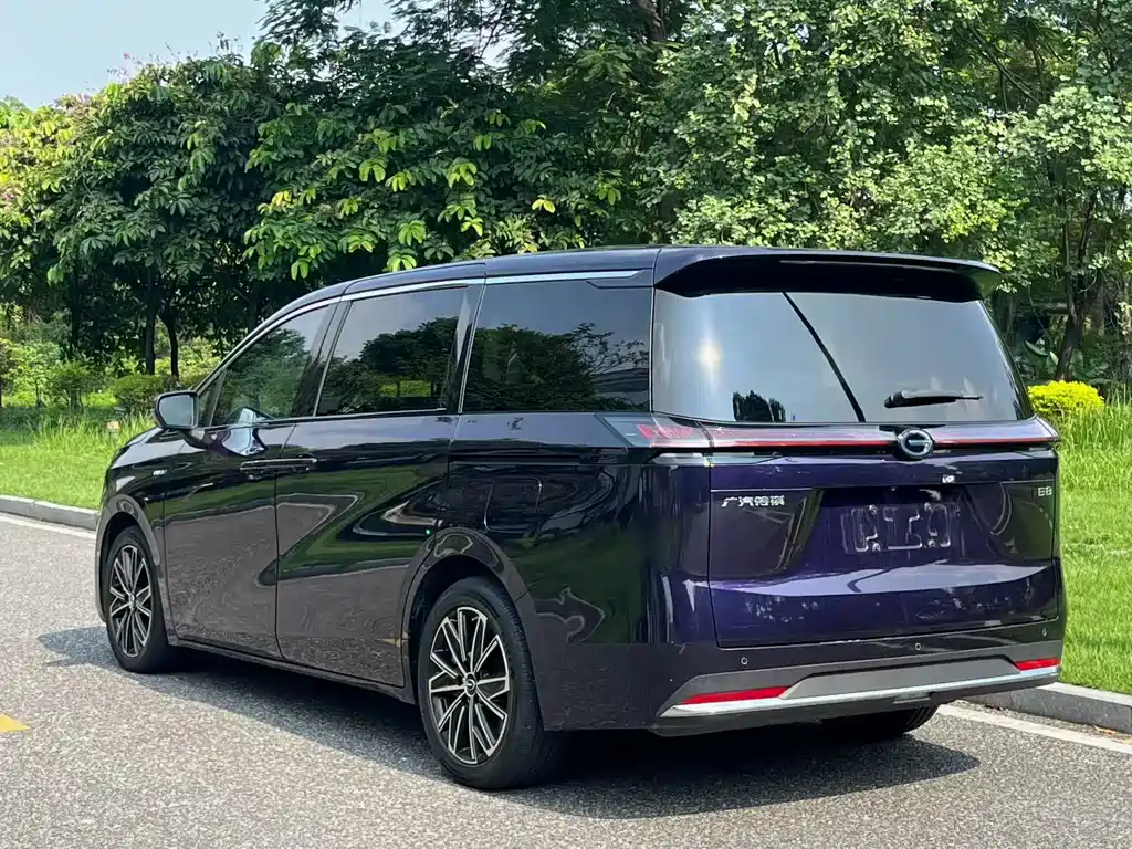 GAC Motor Trumpchi E8 PHEV — миниатюра 14