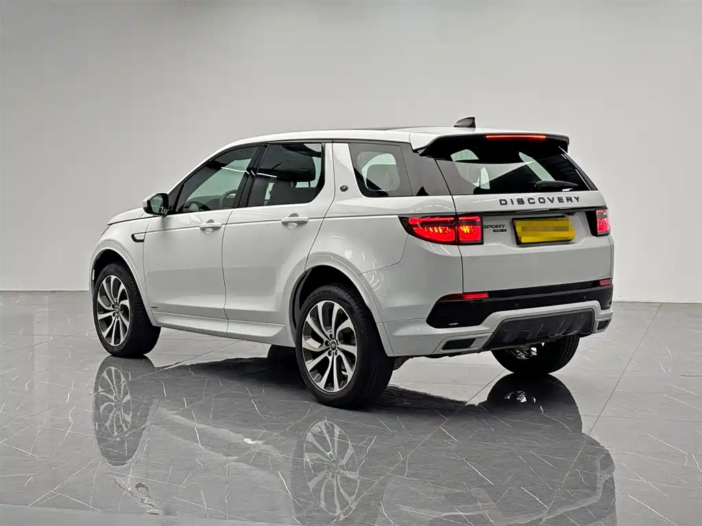 Land Rover Discovery Sport 2022 249PS R-Dynamic S 5 мест