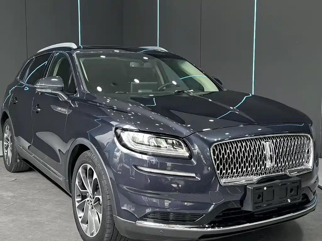 Lincoln Nautilus 2021 2.0T Premium