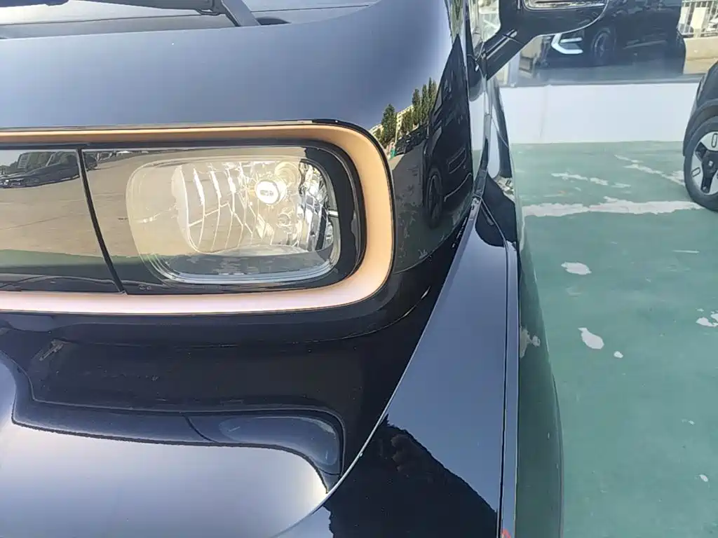 Baojun KiWi EV — миниатюра 24