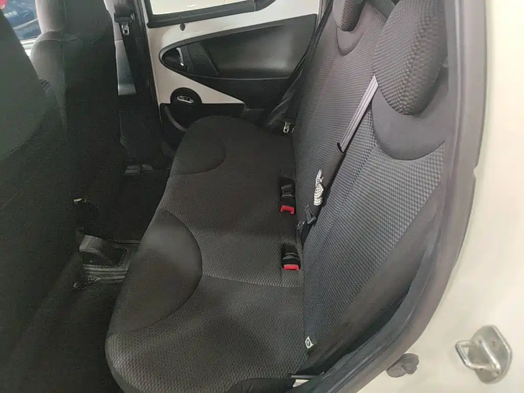 BYD e1 — миниатюра 17