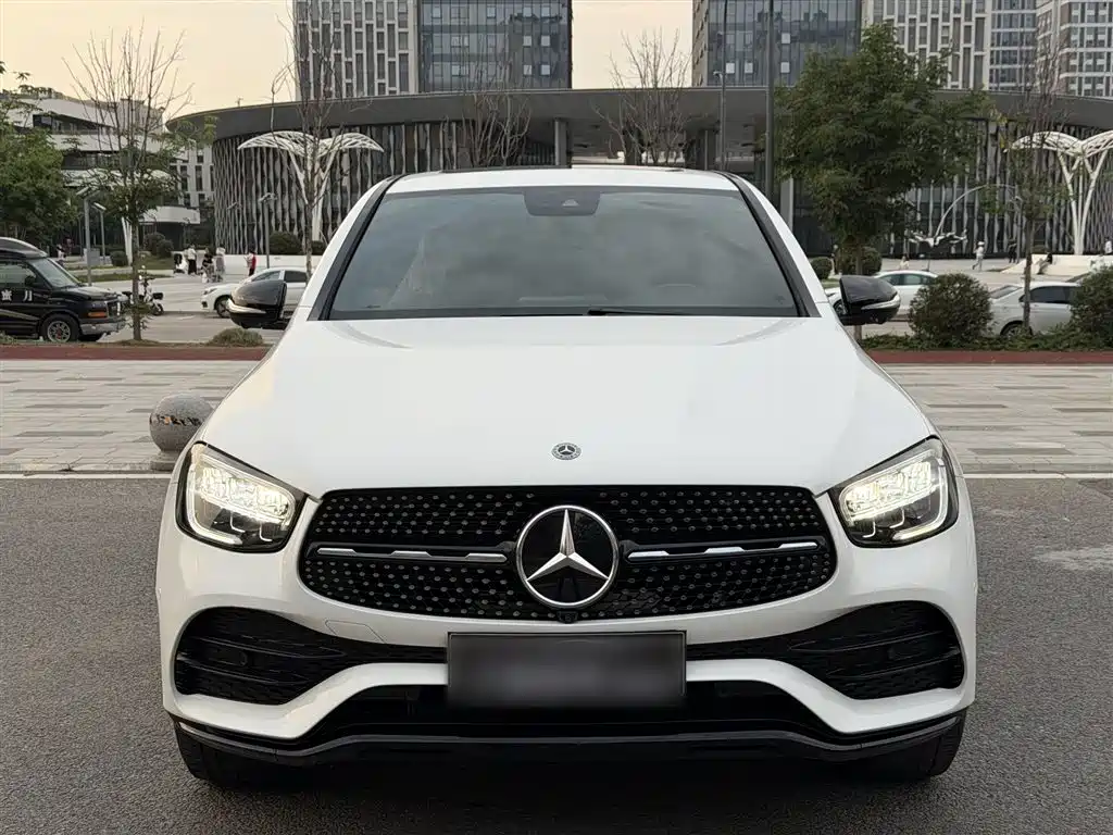 Mercedes-Benz GLC 2020 GLC 300 4MATIC SUV