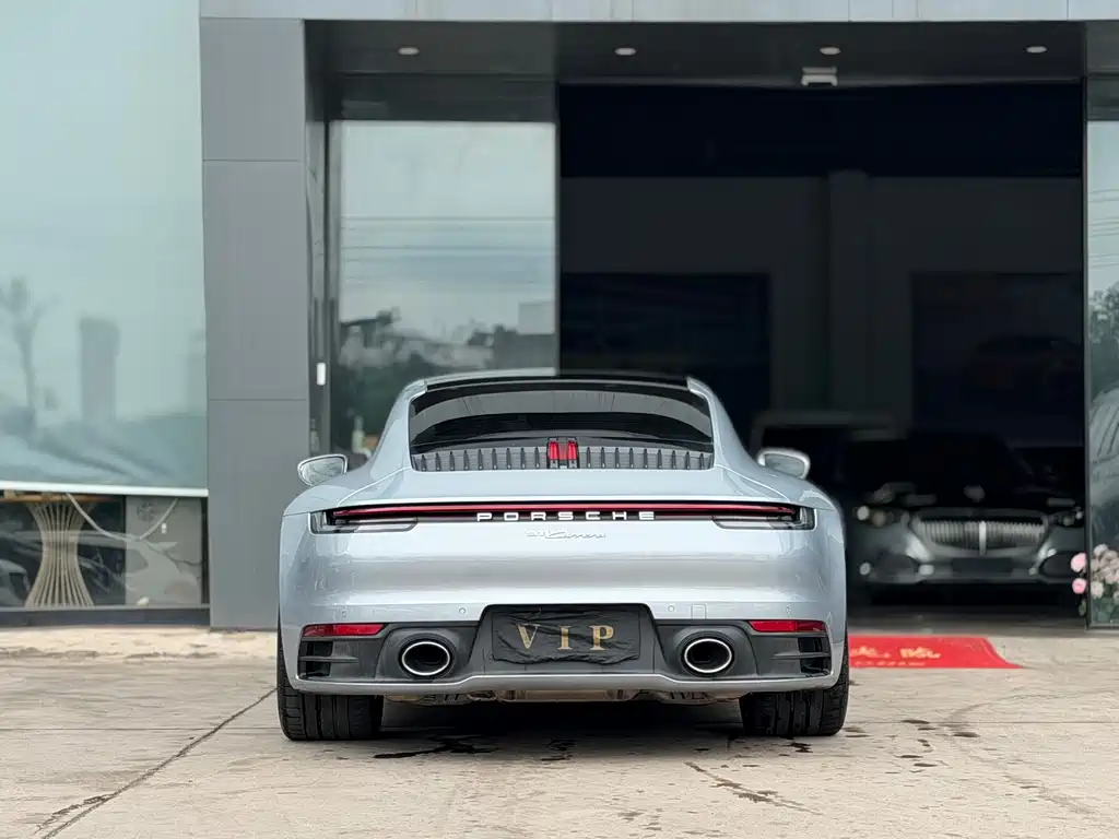 Porsche 911 2022 Carrera 3.0T