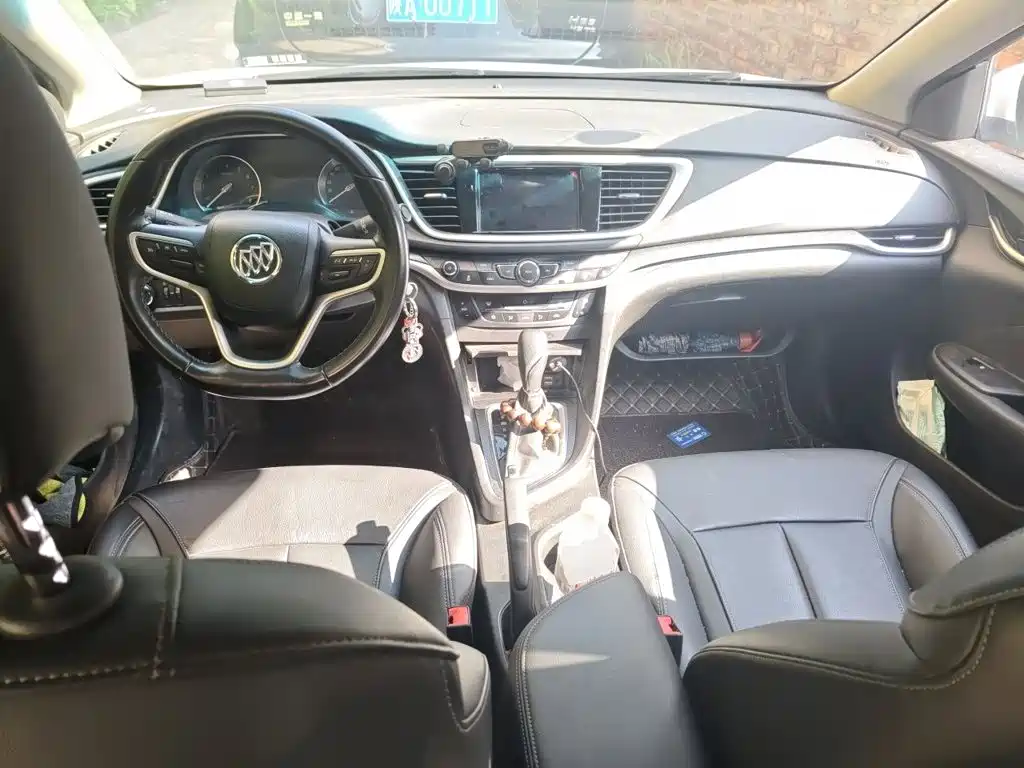 Buick Excelle — миниатюра 10
