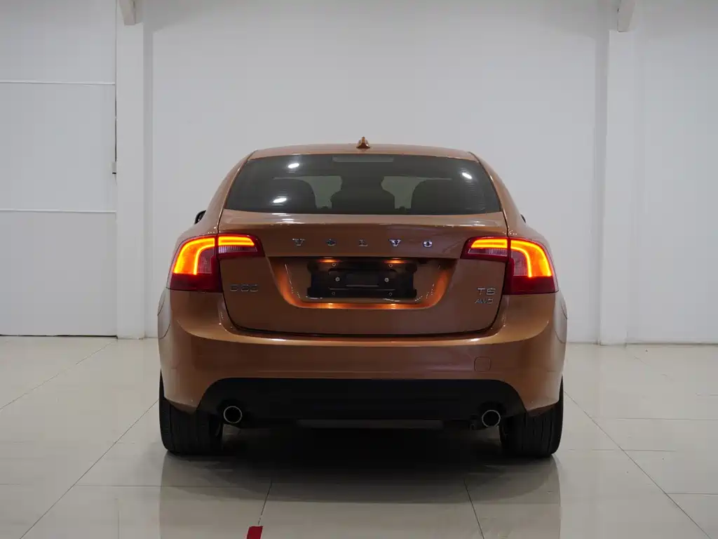 Volvo S60 (Import) — миниатюра 5