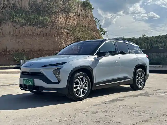 2021 Nio ES6