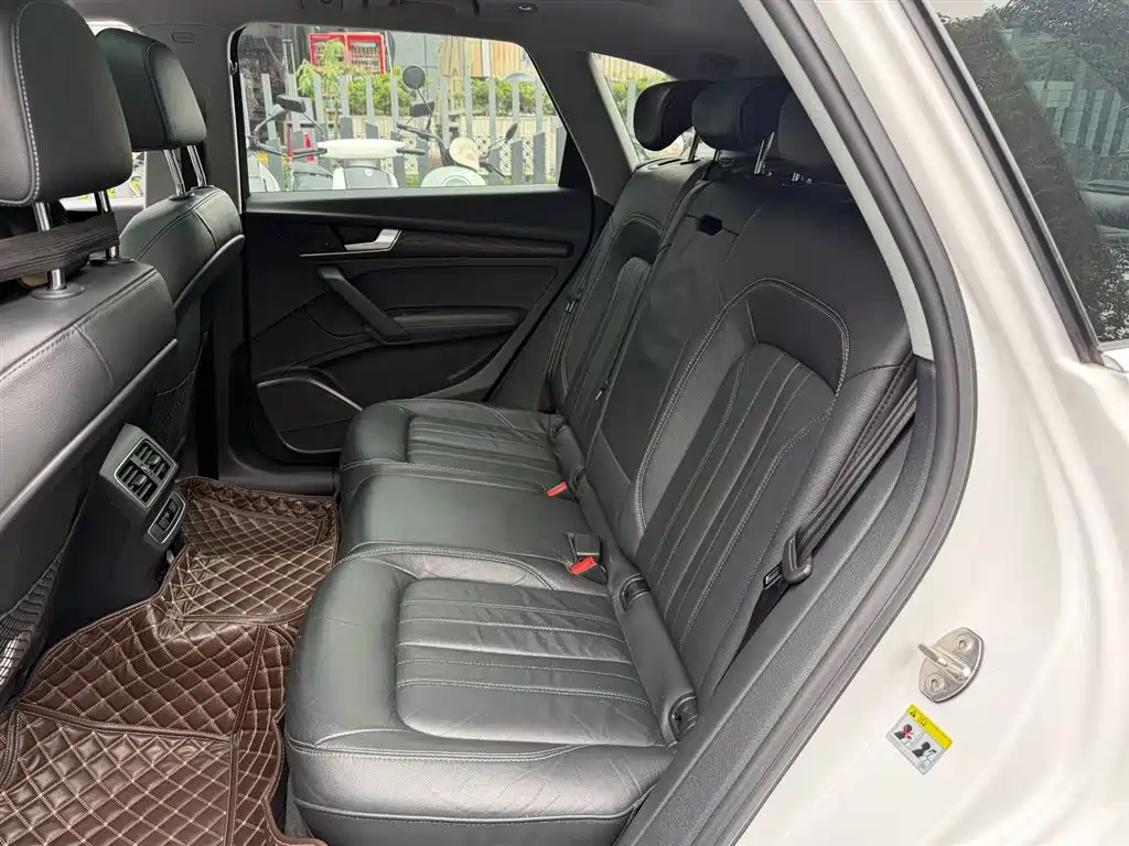 Audi Q5L 2020 45 TFSI Premium Fashion