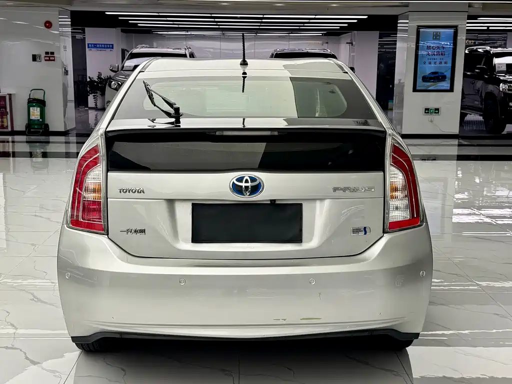 Toyota Prius 2012 1.8L Luxury