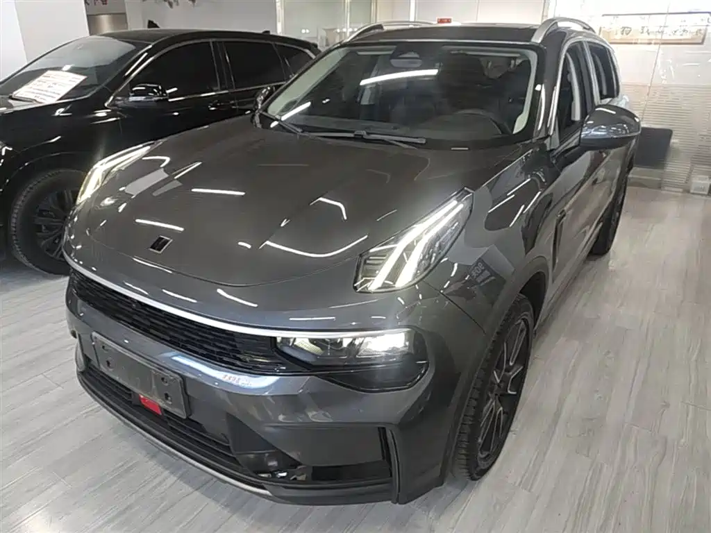 Lynk & Co 01 2023