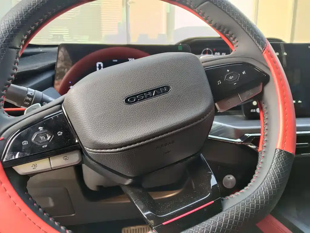 CHANGAN CHANGAN AUCHAN Z6