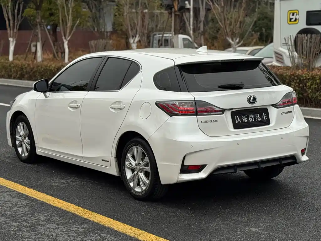 LEXUS CT