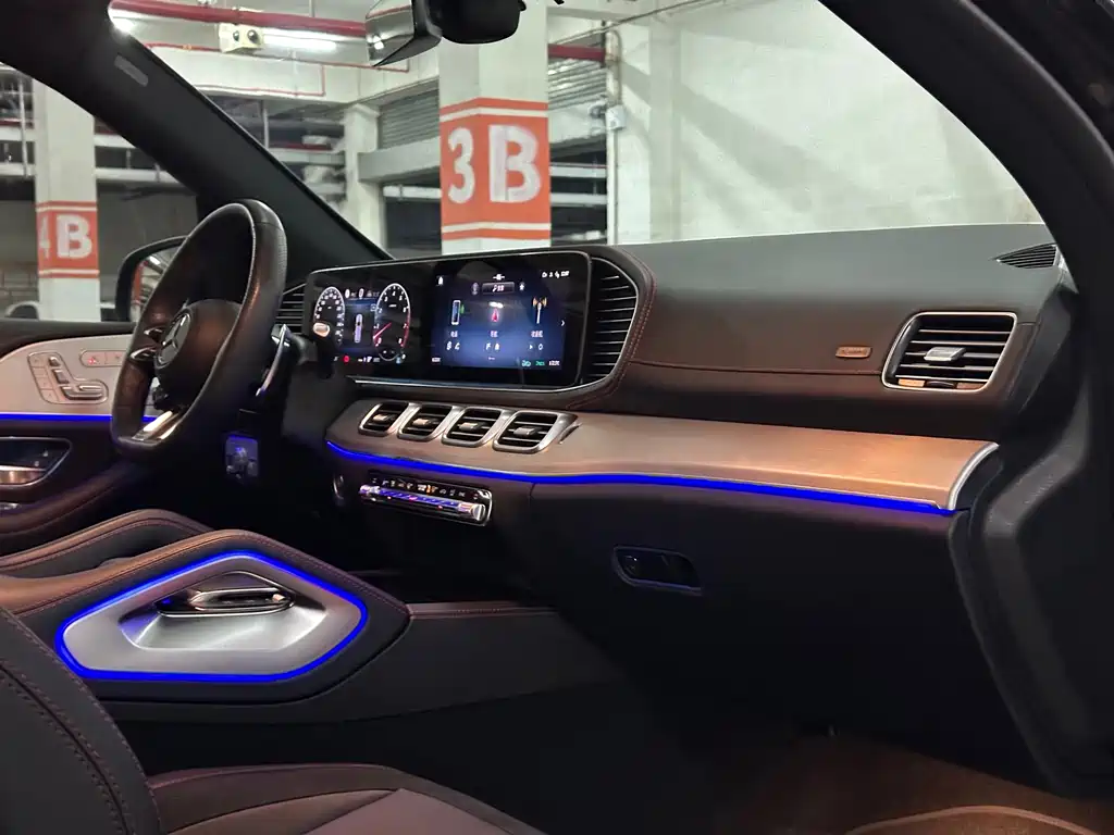 Mercedes-Benz GLE AMG — миниатюра 7