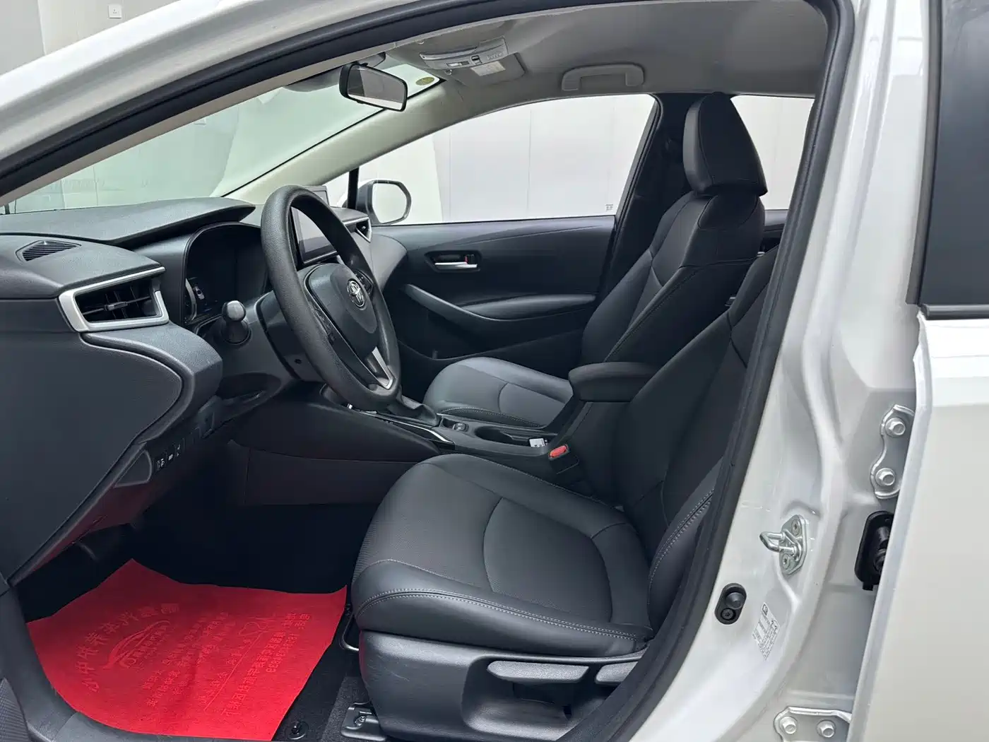Toyota Corolla id 4654434 из Китая 10