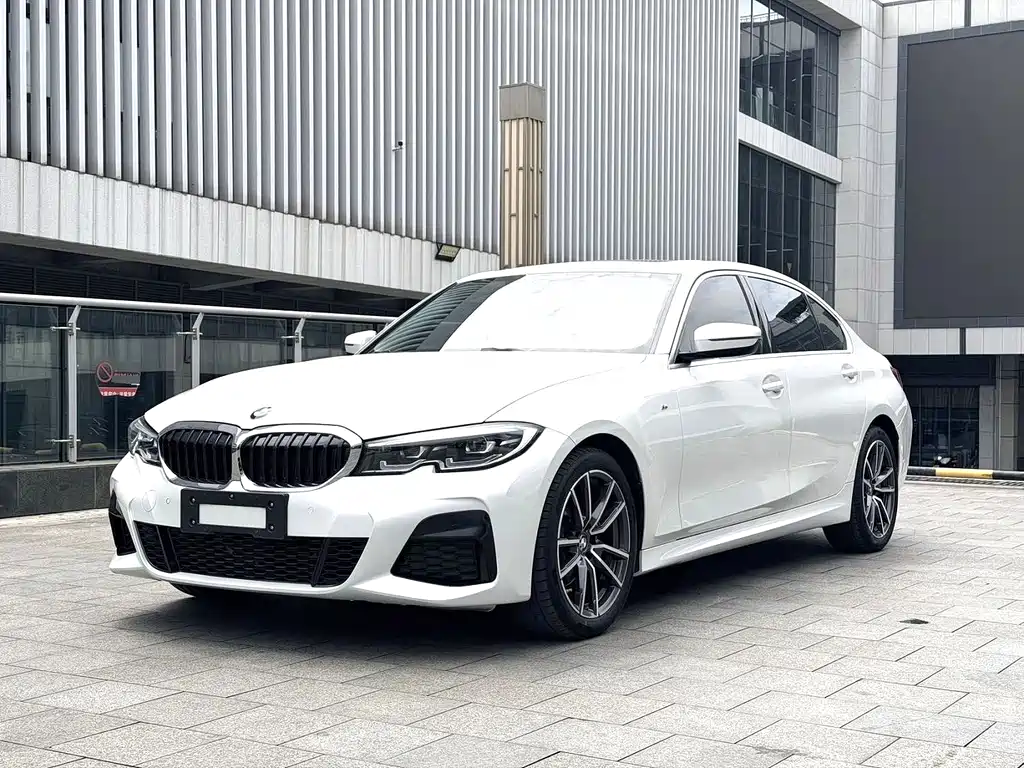 BMW 3 Series 2022