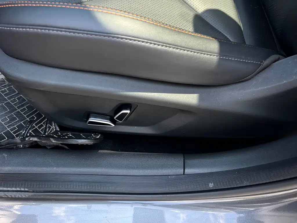Changan UNI-V 2022 1.5T Luxury