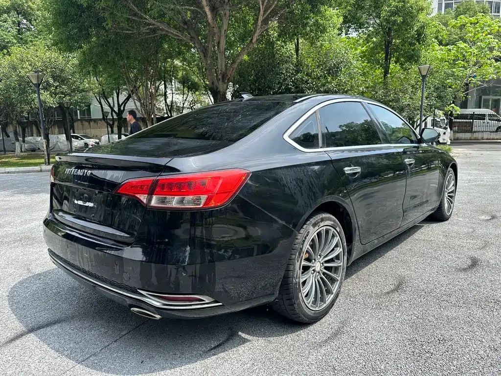 Zotye Zotye Z700 — миниатюра 6