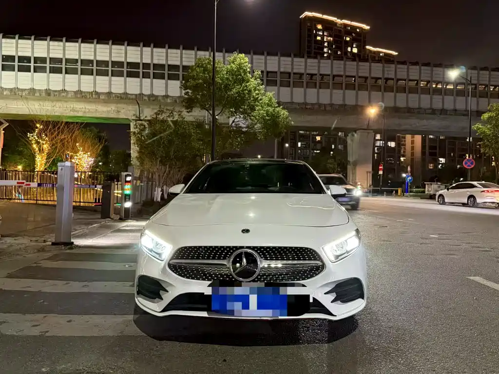 MERCEDES-BENZ A CLASS