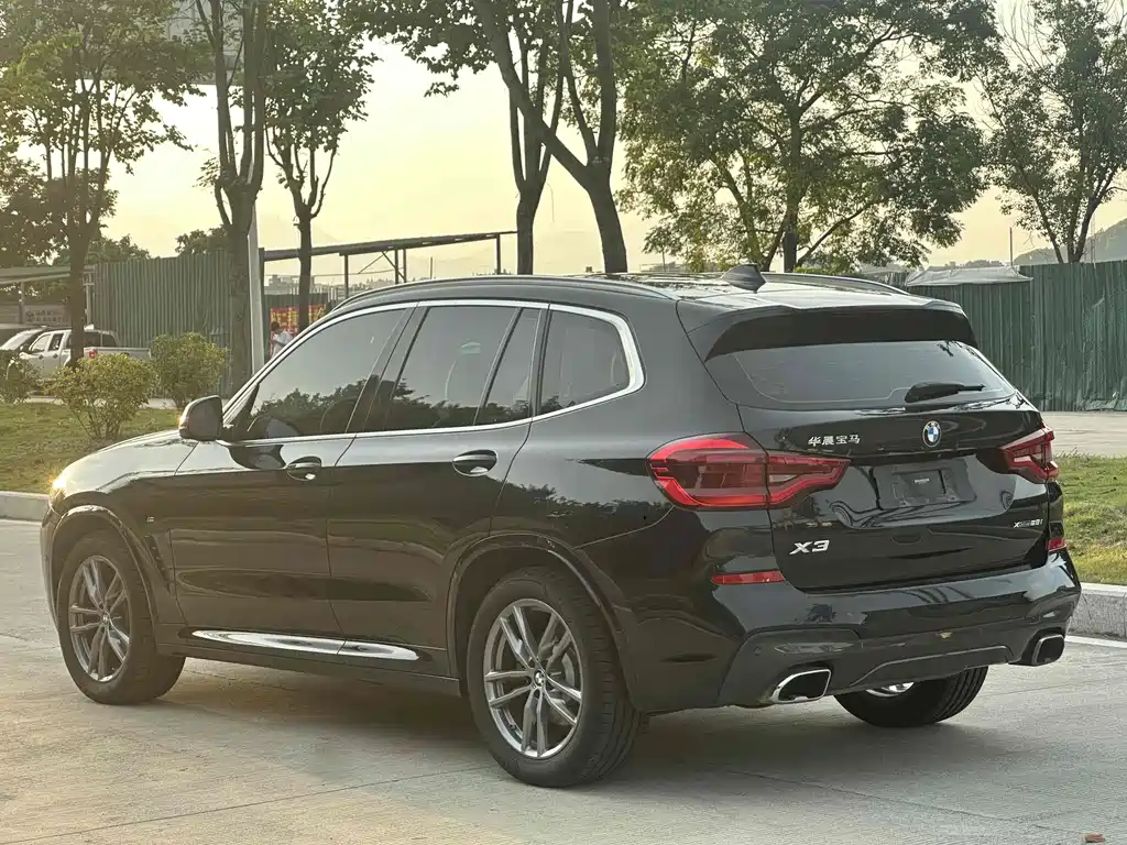BMW X3 — миниатюра 10