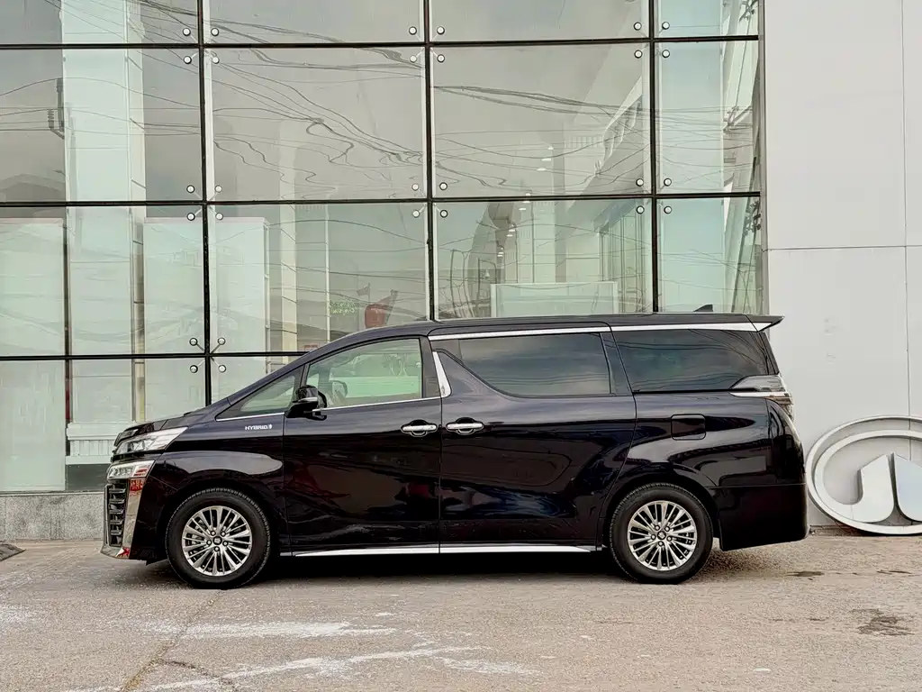 Toyota Vellfire 2021 2.5L HV