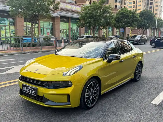 2021 Lynk & Co 03