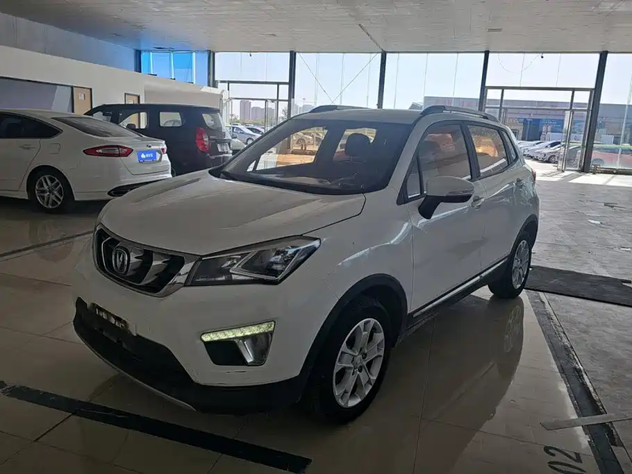 Changan CS15