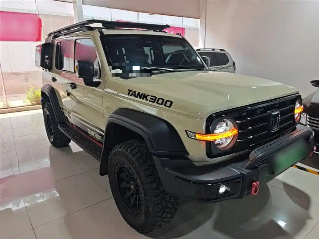 Tank 300 2025 Hi4-T 37.1kWh