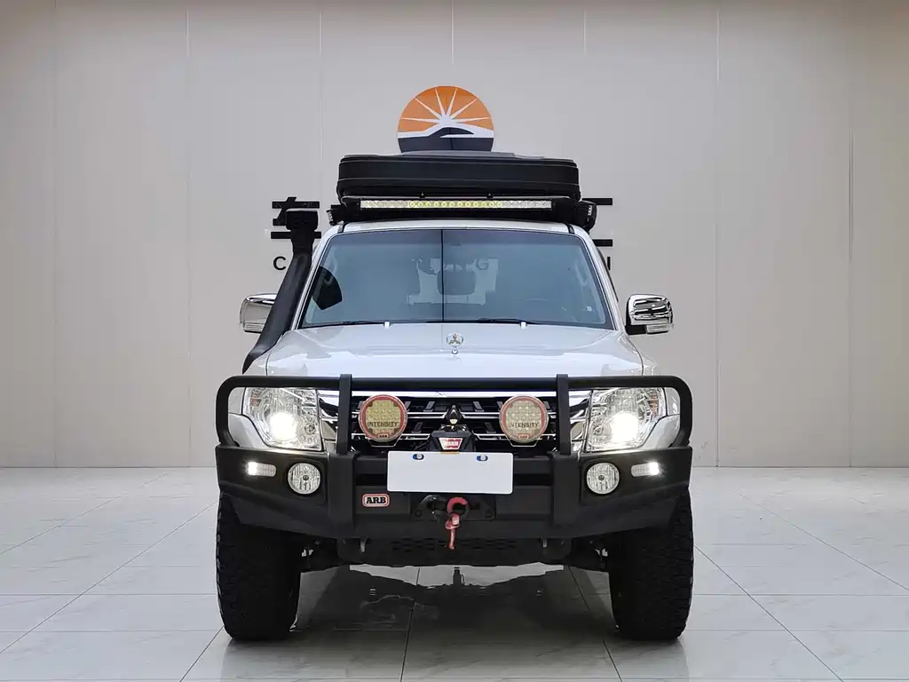 Mitsubishi V97 2019 3.8L