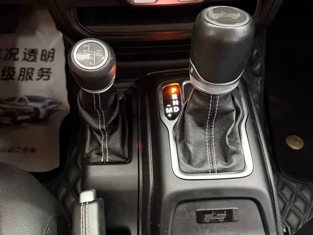 Jeep Wrangler — миниатюра 15