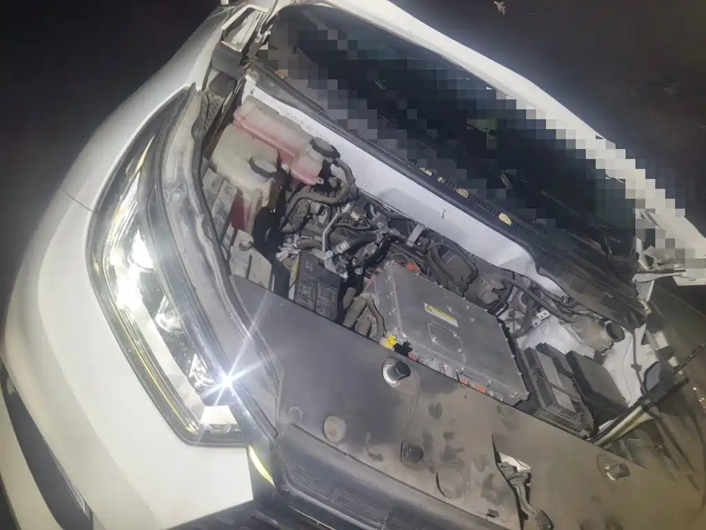 BYD Yuan EV — миниатюра 21