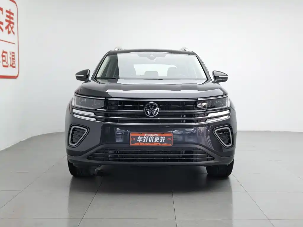 Volkswagen Tavendor 2023 330TSI Luxury