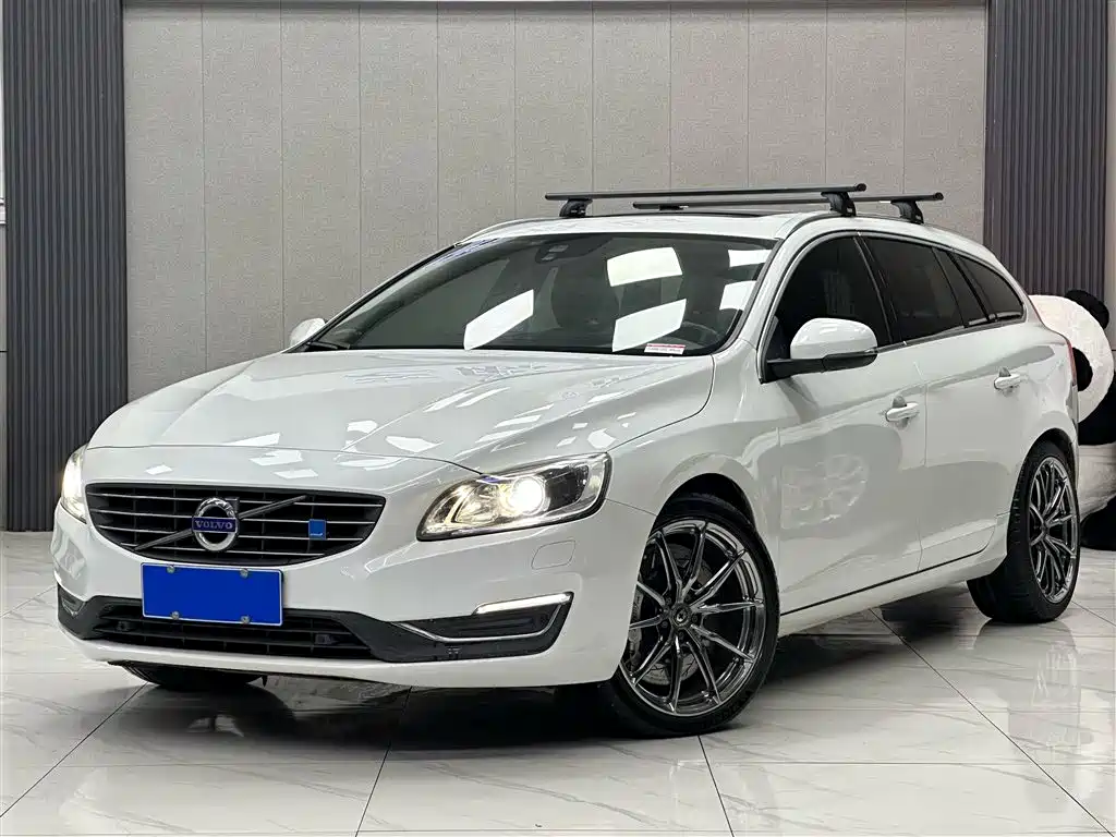 Volvo V60 2016