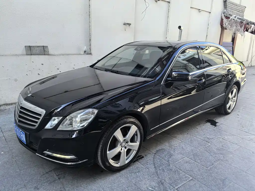 Mercedes-Benz E-Class E 2013 E 260 L CGI Fashion