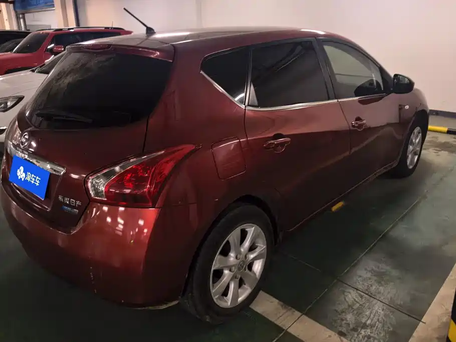 Nissan Tiida 2011 1.6L CVT Comfort