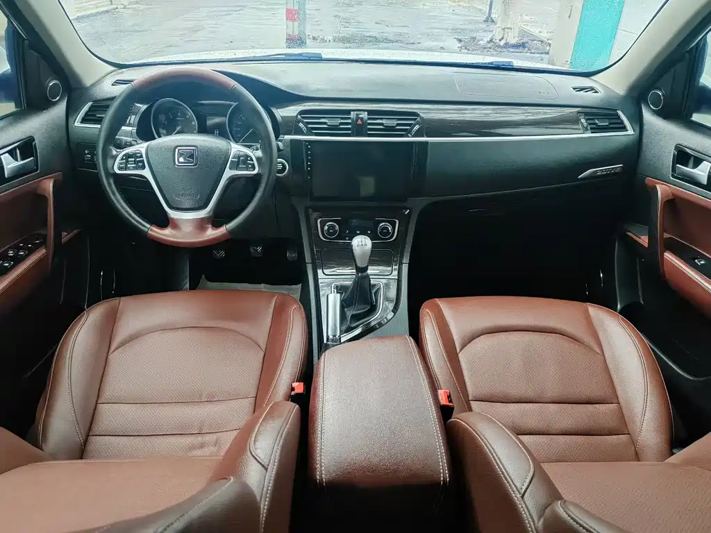 Zotye T600 2016 2.0T MT Luxury