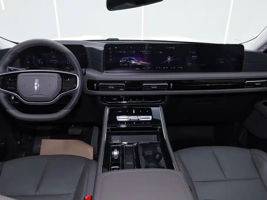 Lincoln Aviator — миниатюра 6