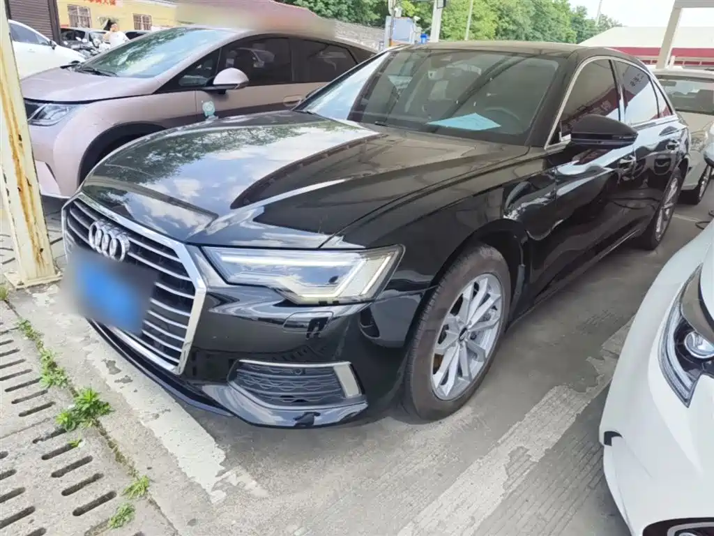 Audi A6L 2020