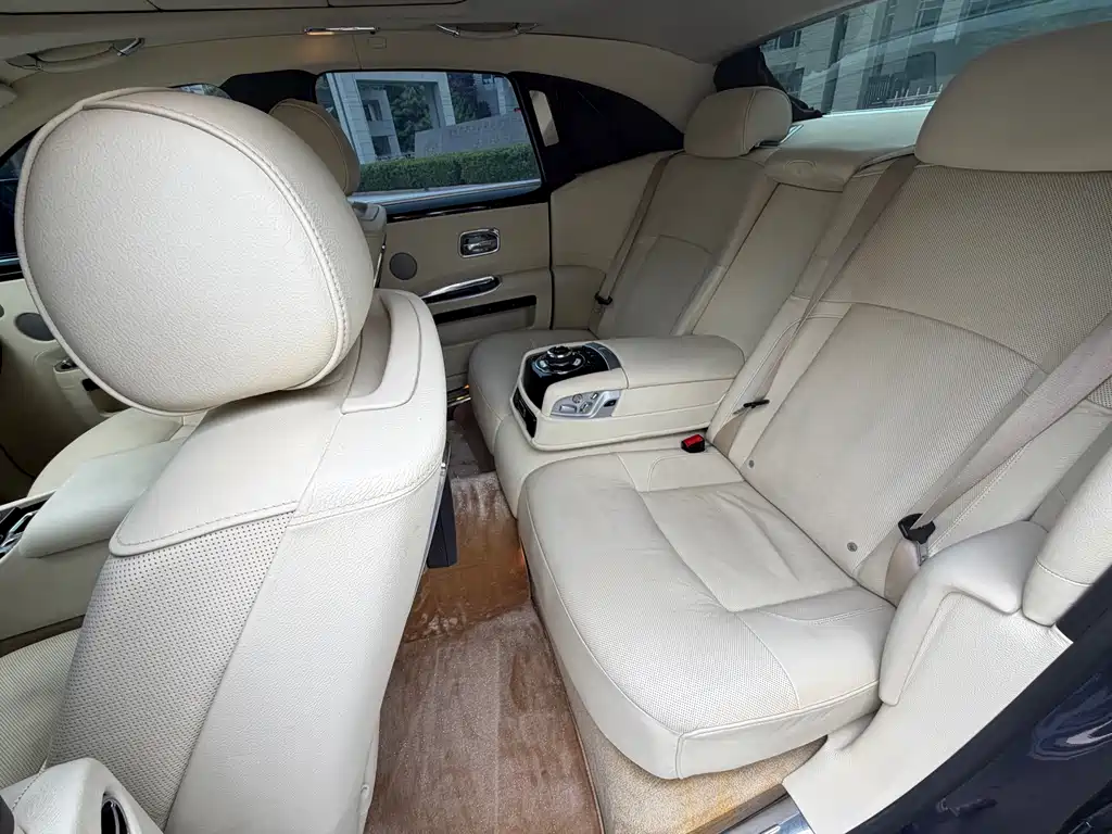Rolls-Royce Ghost 2010 6.6T Standard
