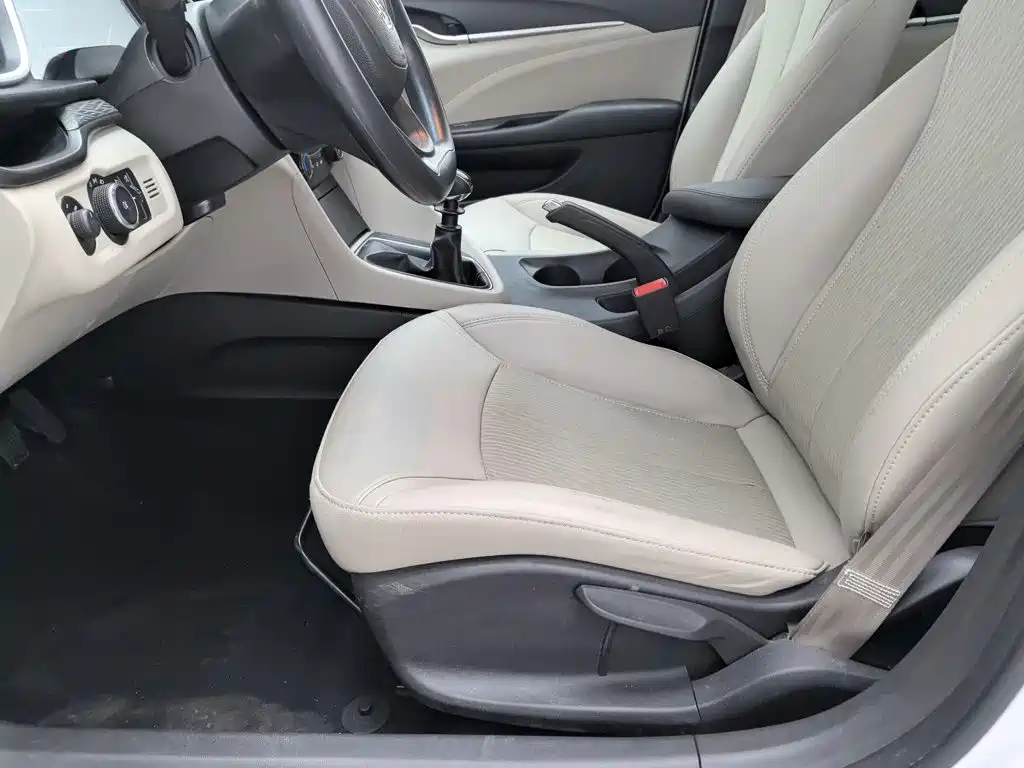Buick Excelle — миниатюра 20