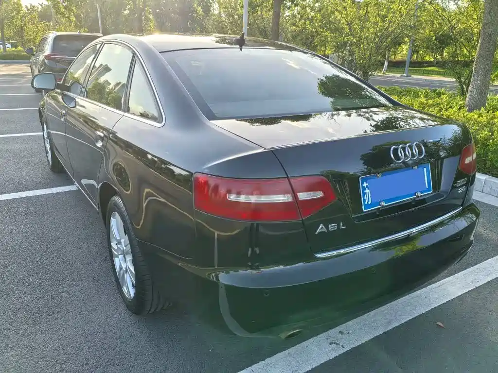 Audi A6L 2011 2.8 FSI Luxury
