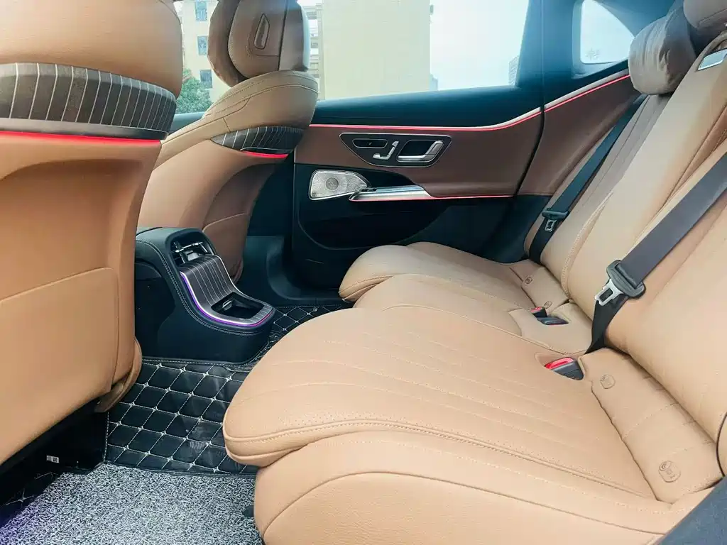 Mercedes-Benz E-Class E 2025 E 300 L Luxury