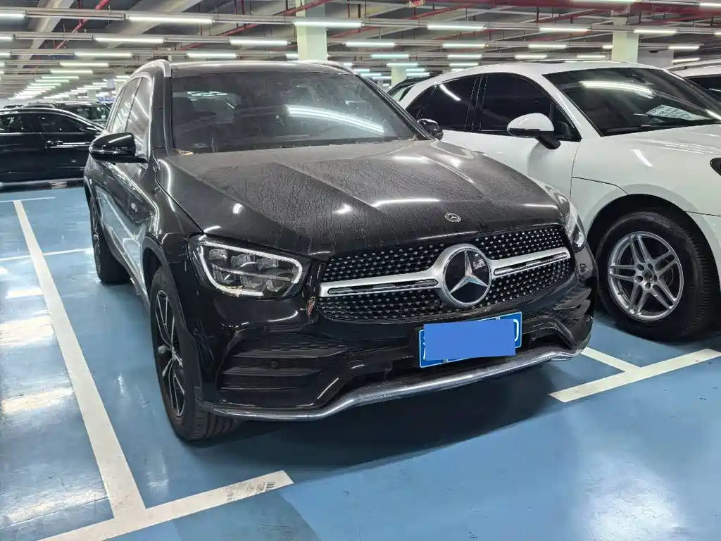 Mercedes-Benz GLC 2023