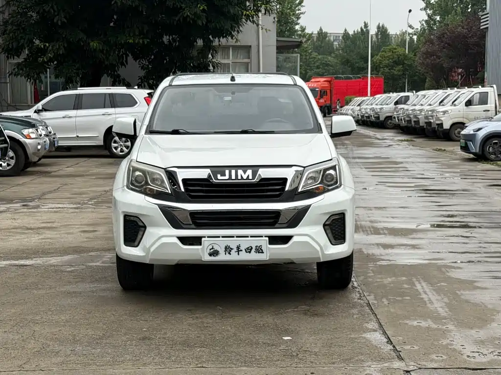 Isuzu RE-MAX 2023 2.5T MT