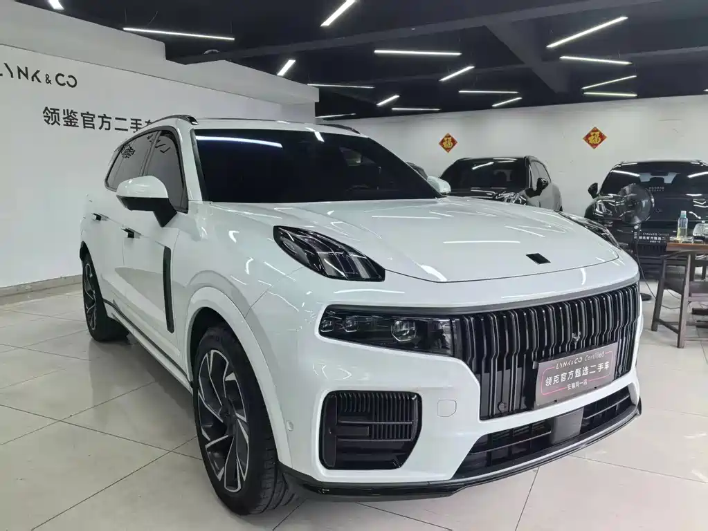 Lynk & Co 09 — миниатюра 3
