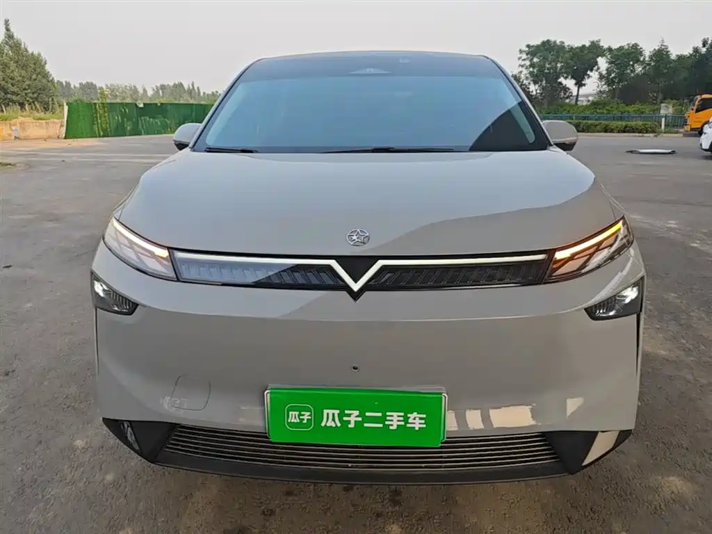 Venucia VX6 — миниатюра 3