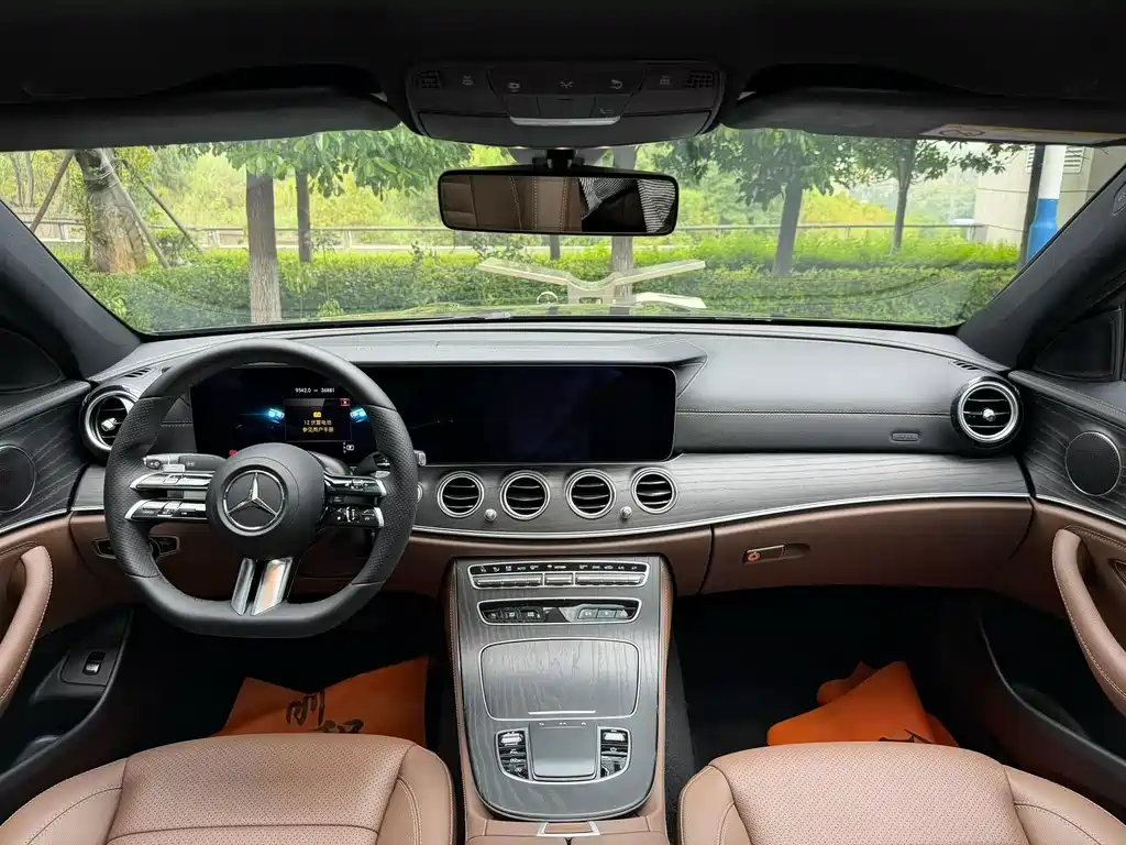 Mercedes-Benz E-Class E 2021 E 300 L Fashion