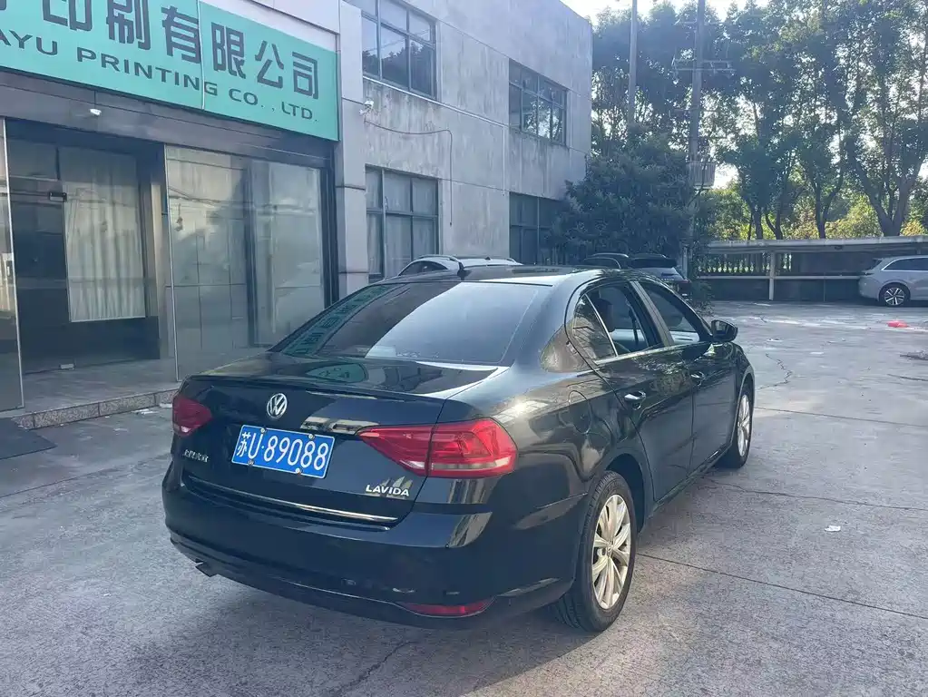 Volkswagen Lavida — миниатюра 11