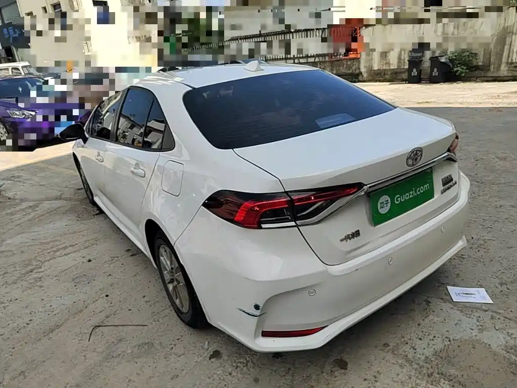Toyota Corolla — миниатюра 5