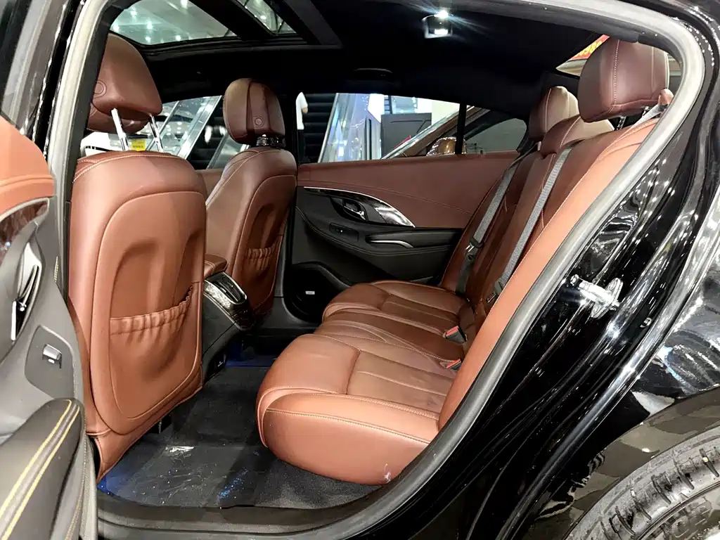 Buick LaCrosse — миниатюра 6