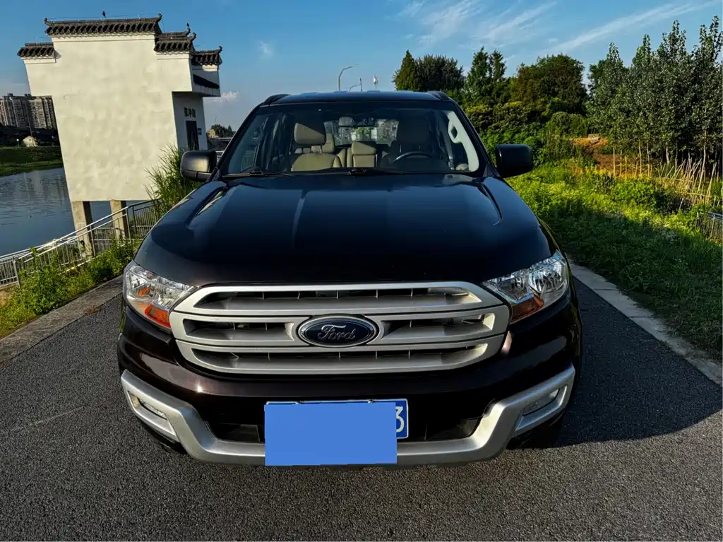 Ford Everest — миниатюра 2