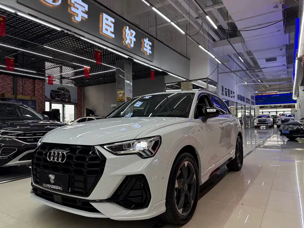Audi Q3 2022
